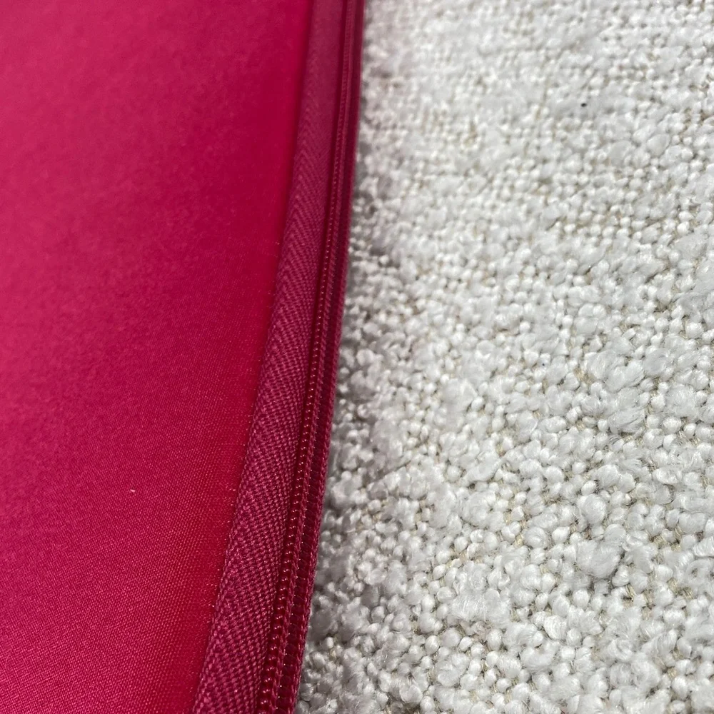Hot pink Tablet Sleeve - Slim Protective Carry Case for laptops, tablets 14x10